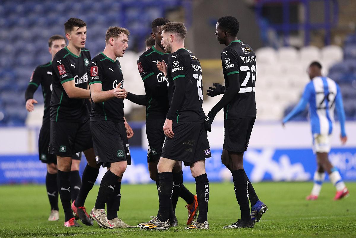 柏林赫塔客场逼平沃尔夫斯堡，实现客场不败的简单介绍